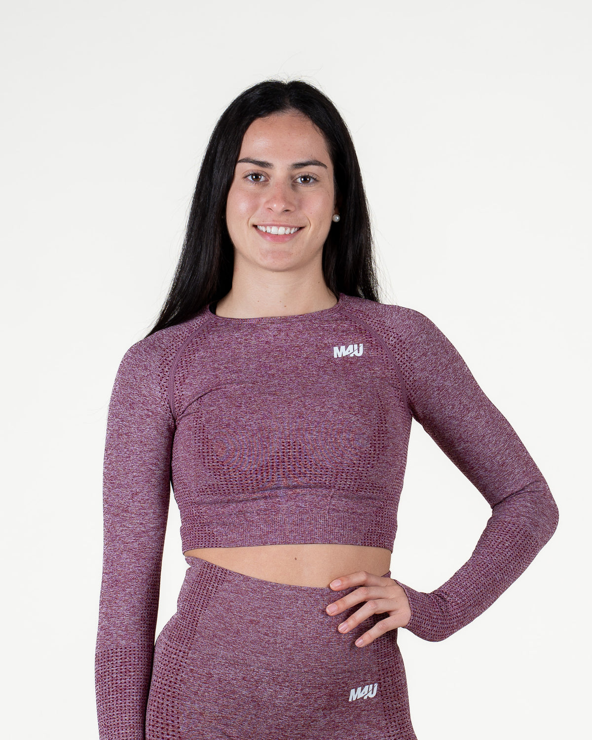 CROP TOP MANGA LARGA ESSENTIAL | GRANATE
