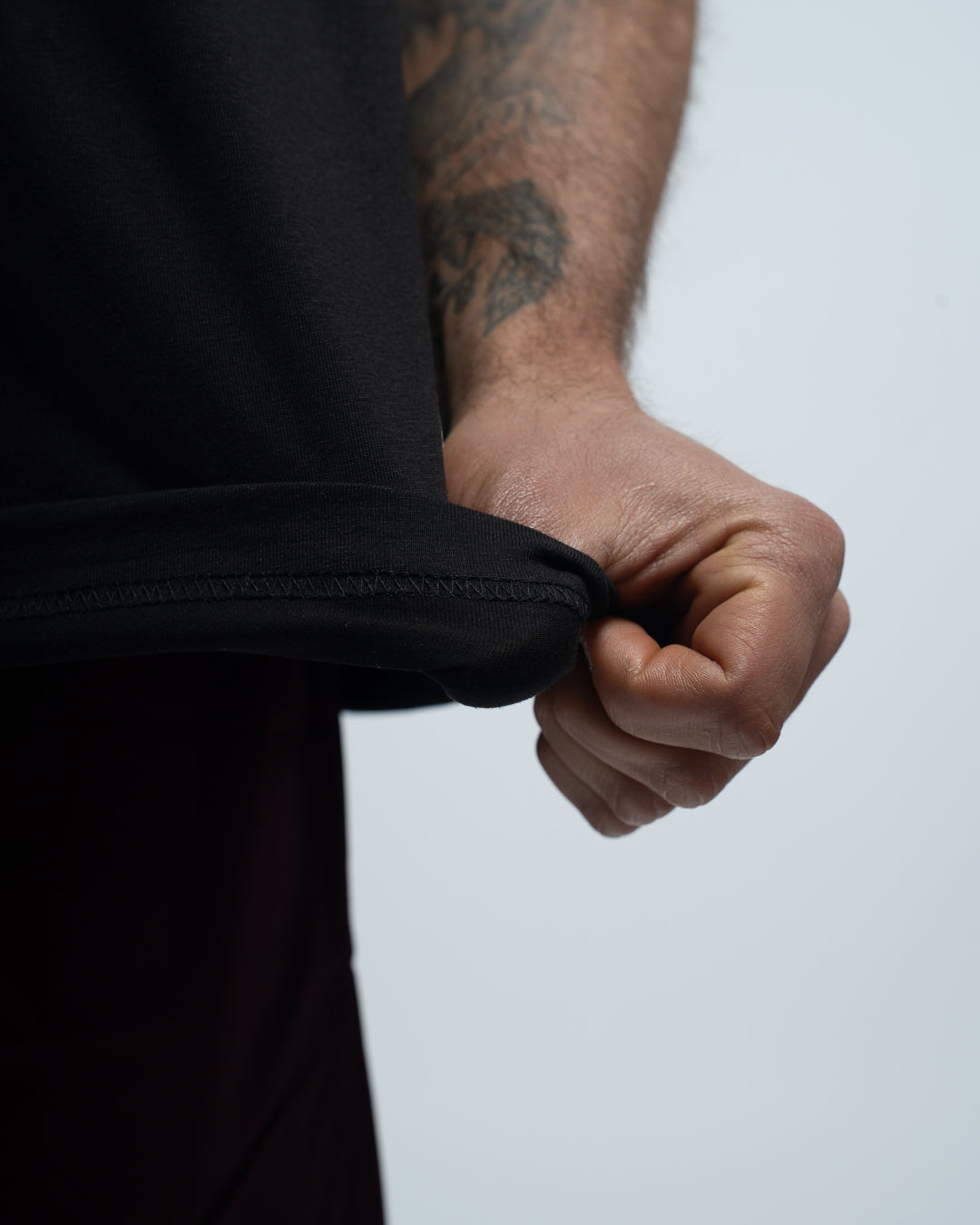 OVERSIZE TRAINING WORK IN SILENCE LET RESULTS BLACK