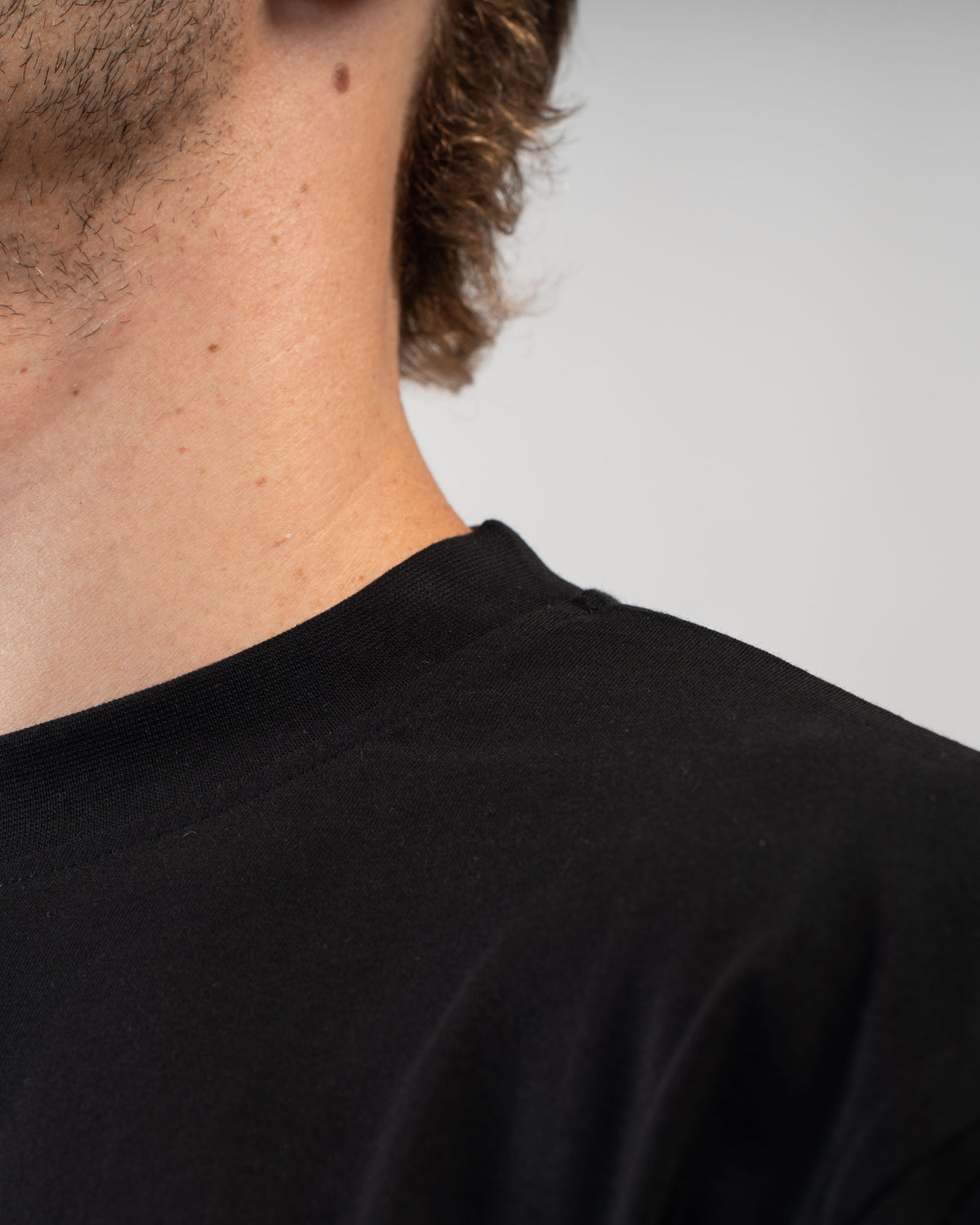 OVERSIZE TRAINING MOVEMENT CREW BLACK