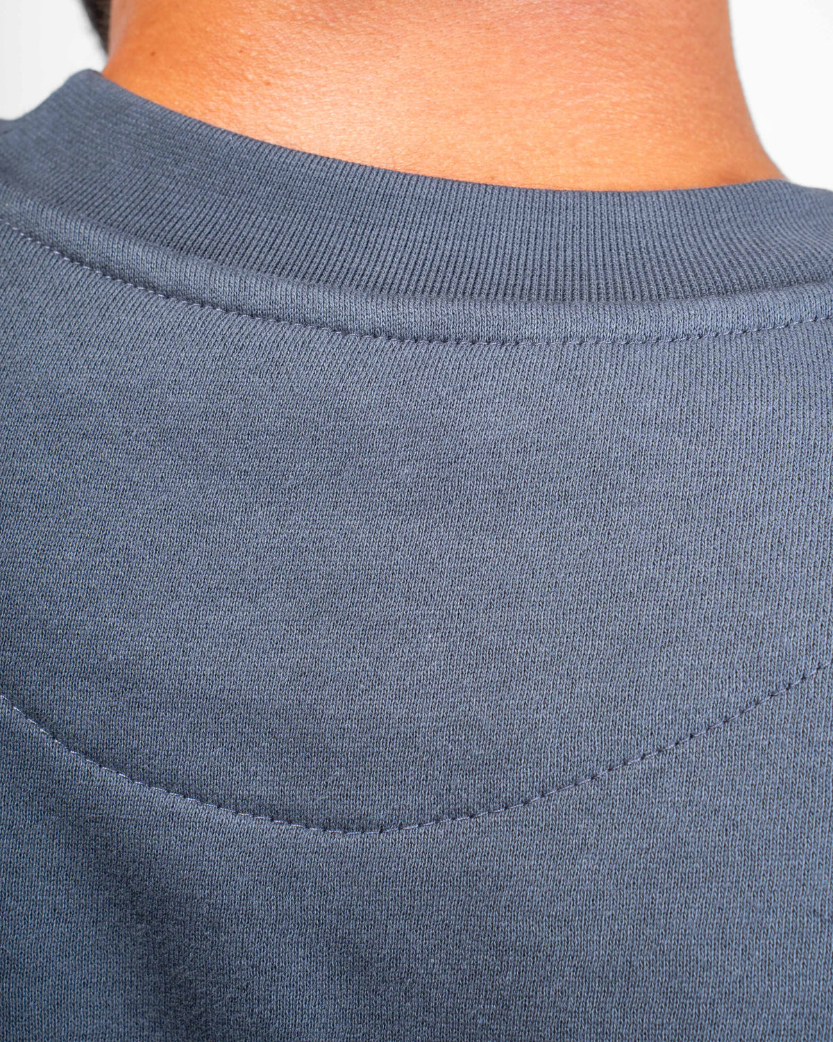 SUDADERA OVERSIZE CUELLO REDONDO UNISEX GREY