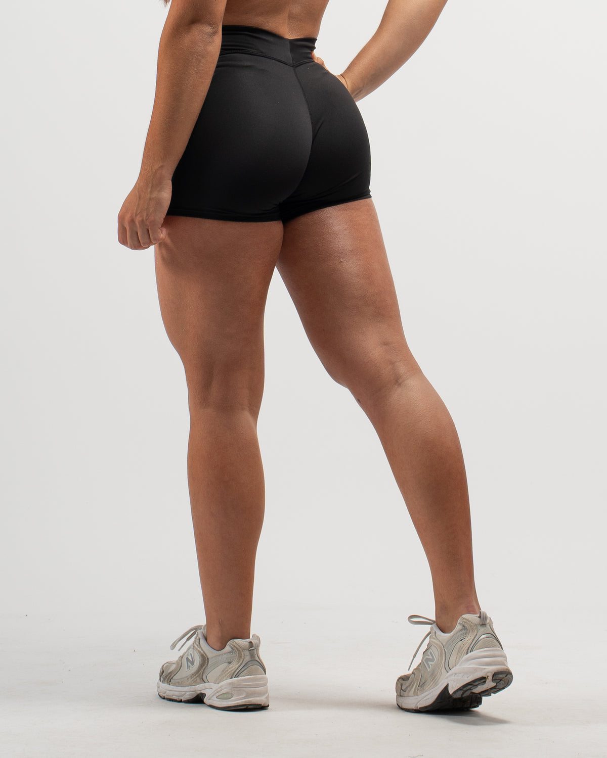 SHORTS FLOW BLACK