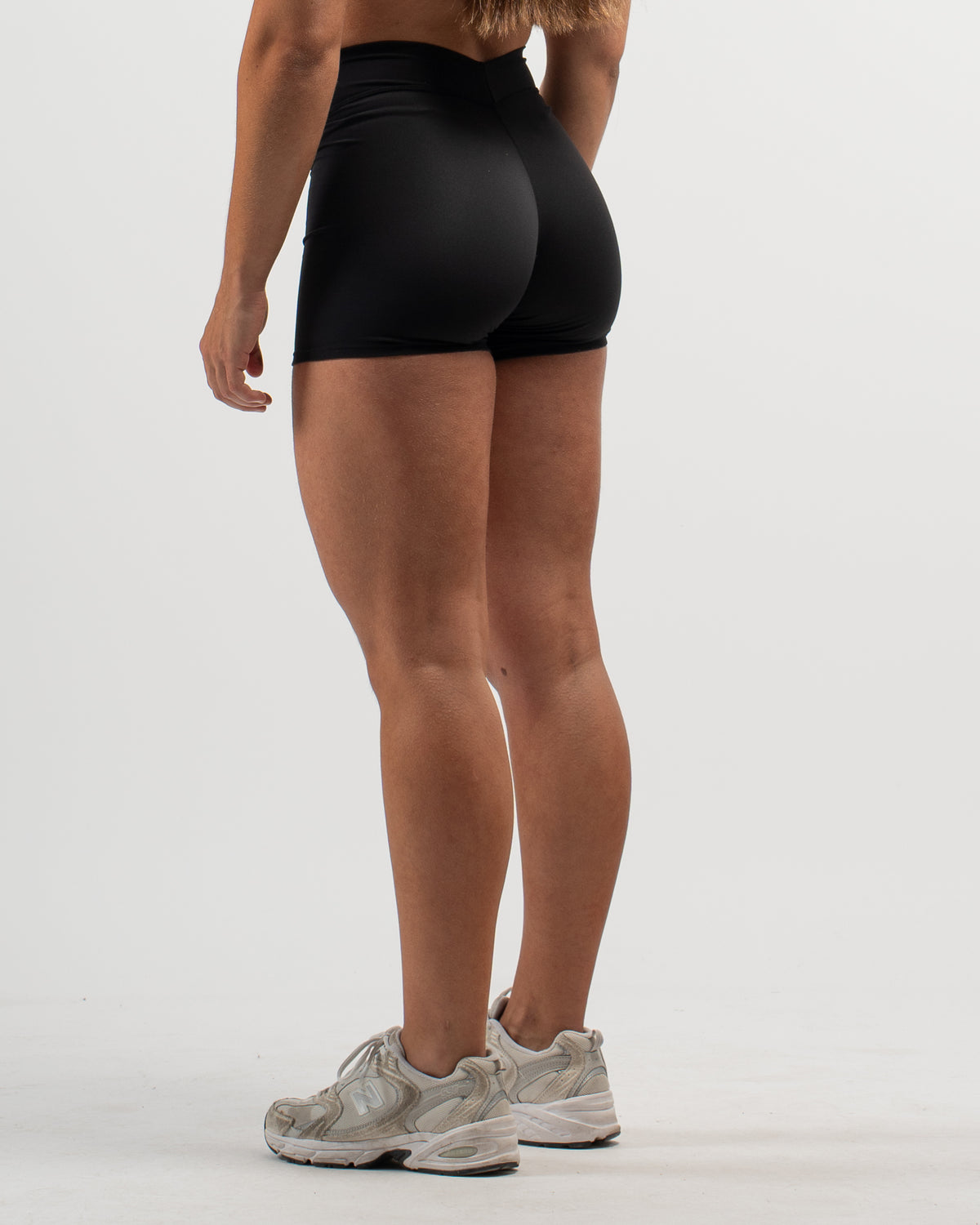 SHORTS FLOW BLACK