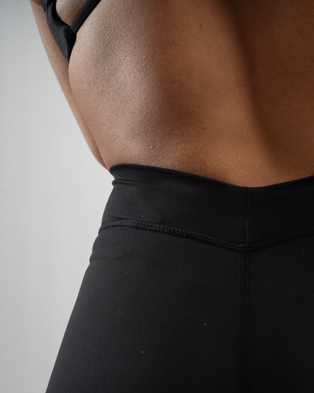 SHORTS FLOW BLACK