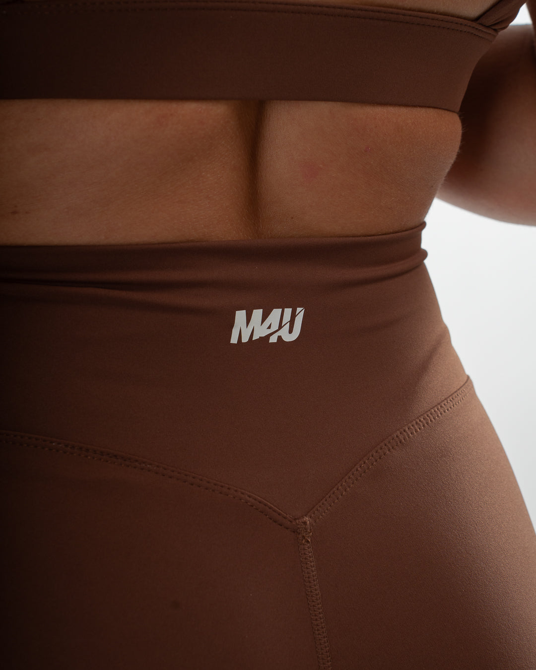 SHORTS MINIMAL CHOCOLATE