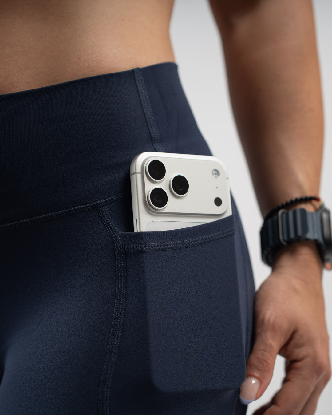 SHORTS PERFORMANCE POCKET NAVY BLUE