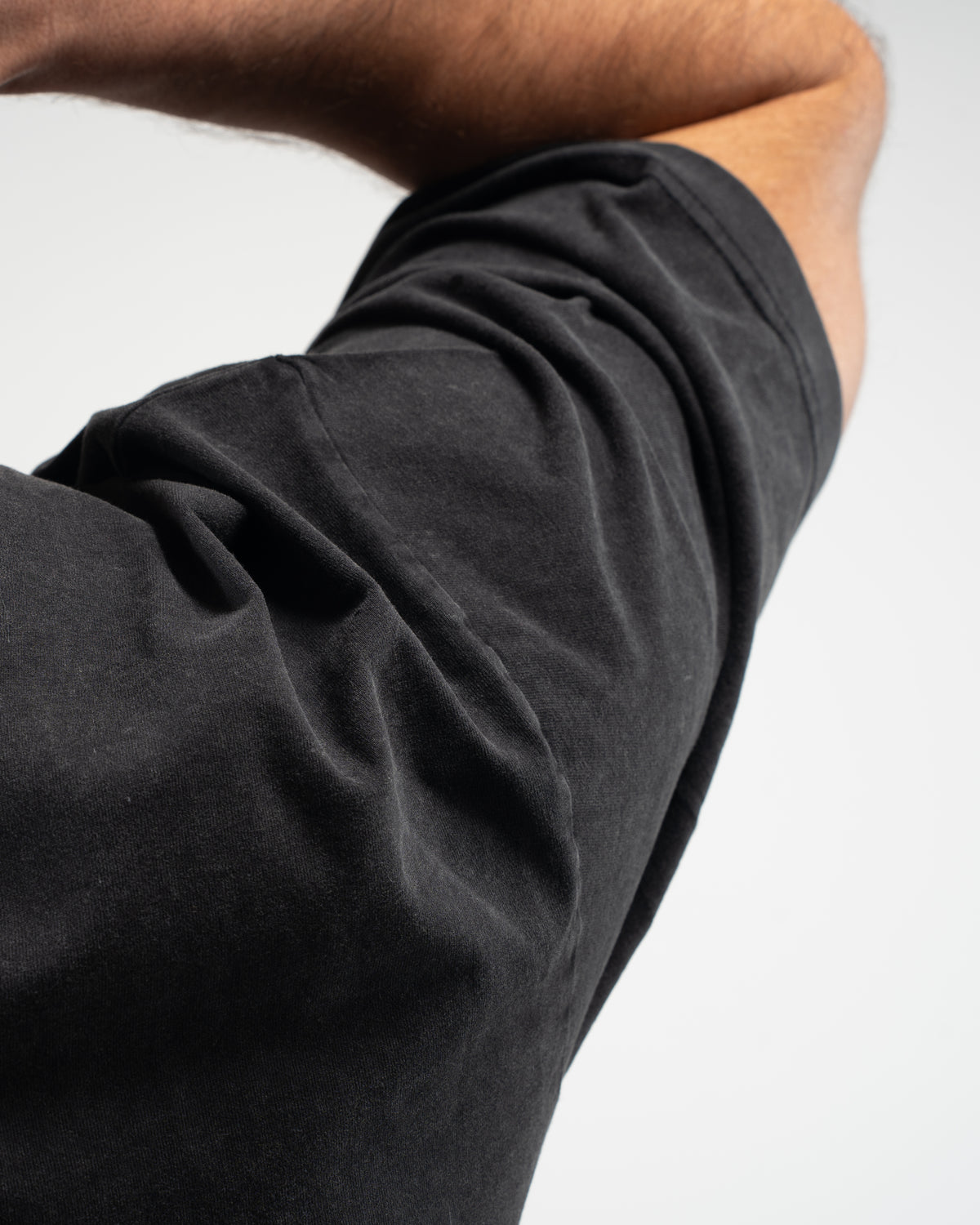 OVERSIZE WASHED EFECT BLACK WORK IN SILENCE