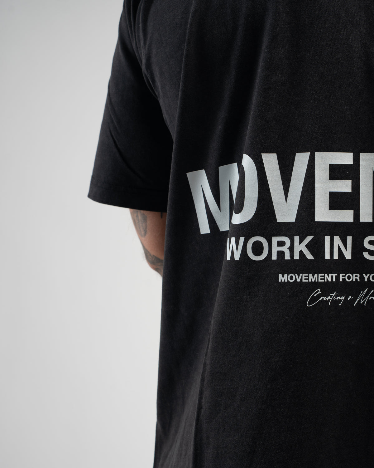 OVERSIZE WASHED EFECT BLACK WORK IN SILENCE