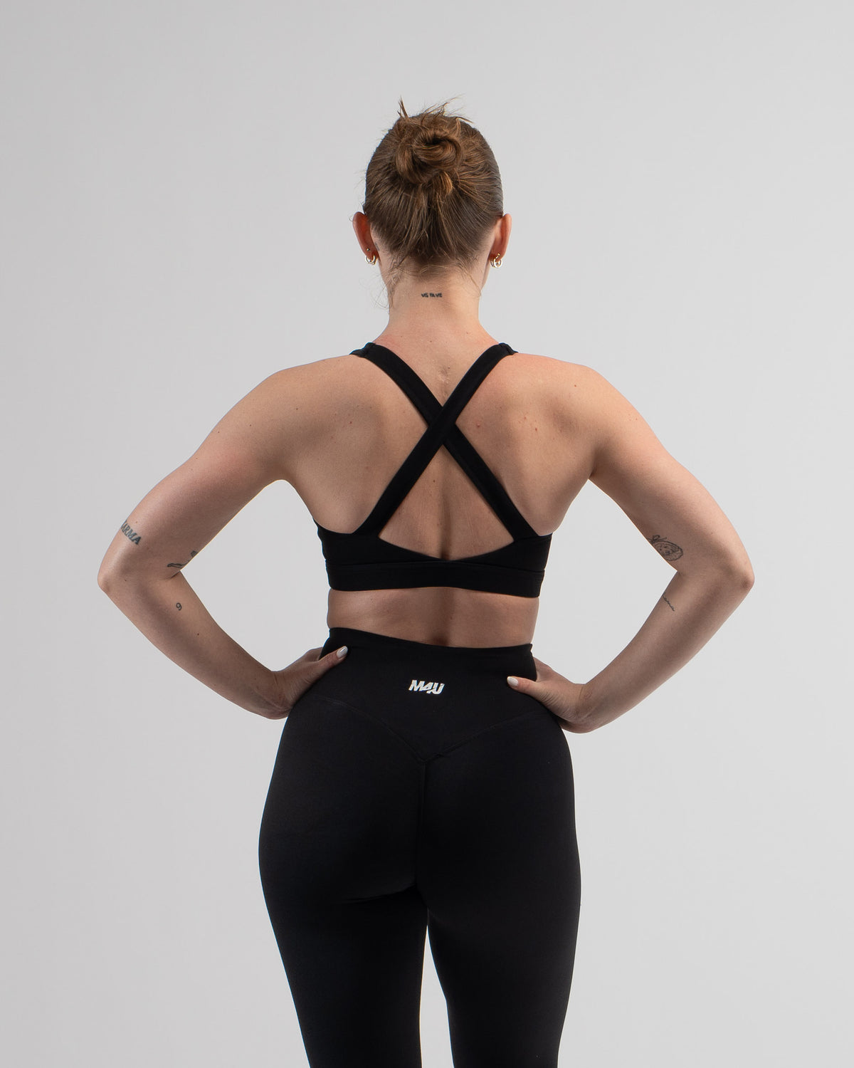 TOP LIMITLESS BLACK